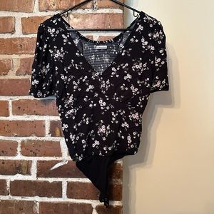 Abercrombie & Fitch black floral body suit